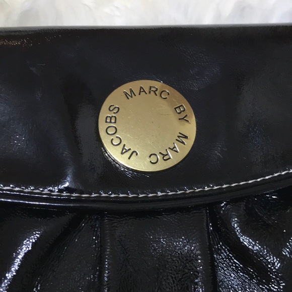 Marc Jacobs Patent Leather Clutch - Picture 4 of 9